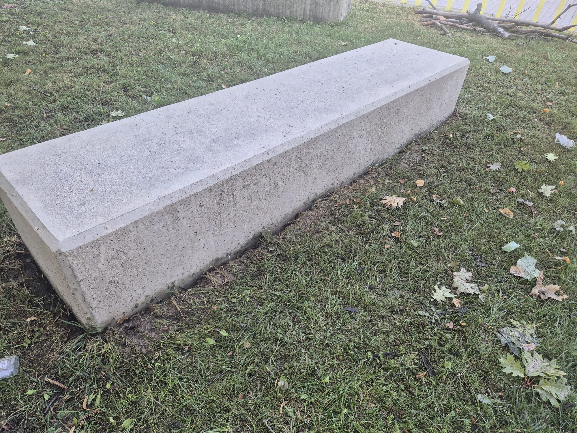 Element betonowy po czyszczeniu